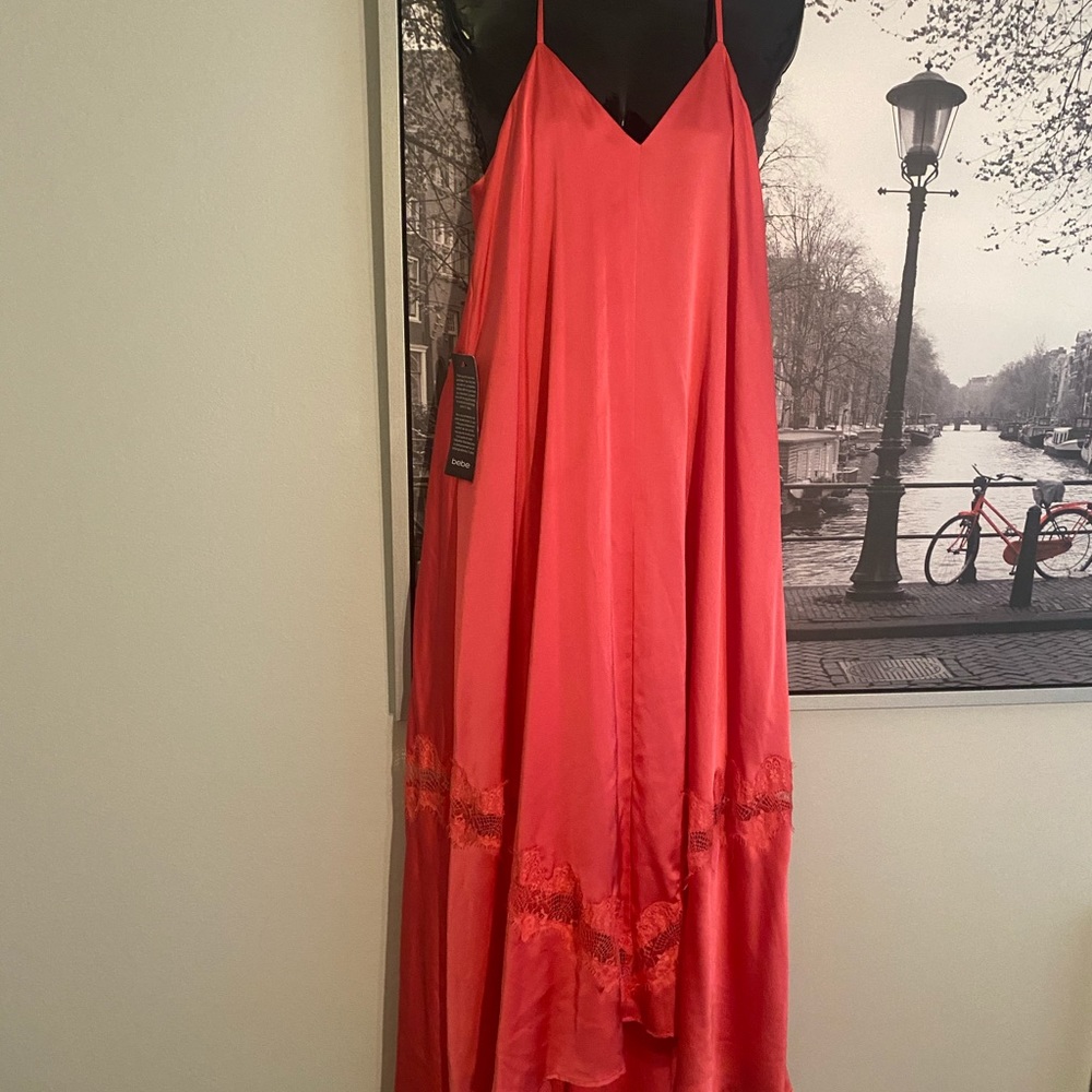 NWT BEBE DRESS XS